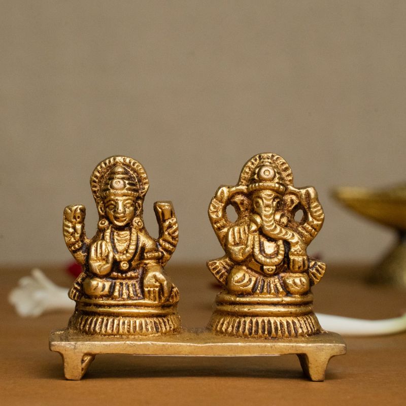 God Ganesha and Goddess Lakshmi Brass Idol - my3ioNetra