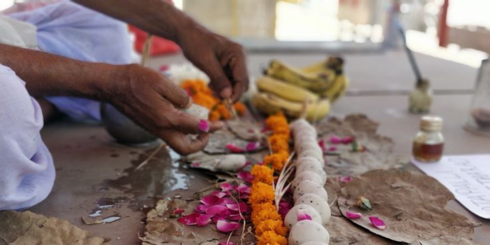 Perform Gaya Ji Pind Daan on Mauni Amavasya