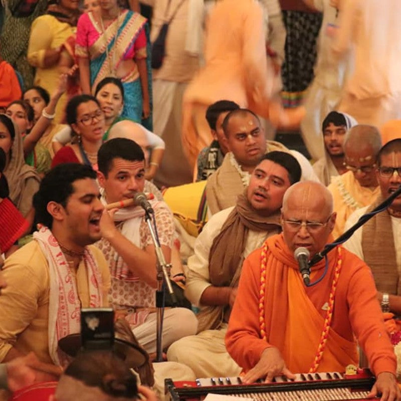 Kirtan Seva - ISKCON Ghaziabad - my3ioNetra